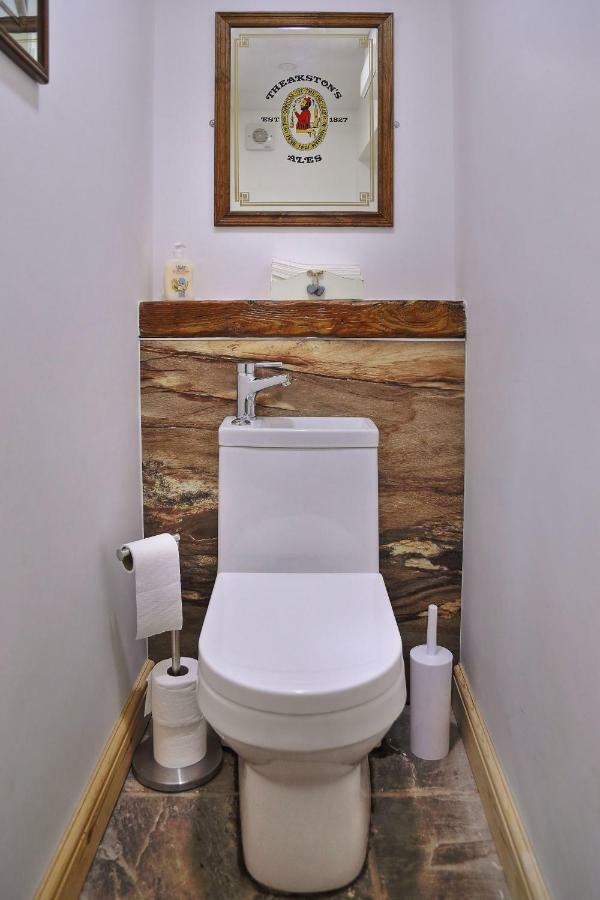 Windmill Inn Вітбі Екстер'єр фото